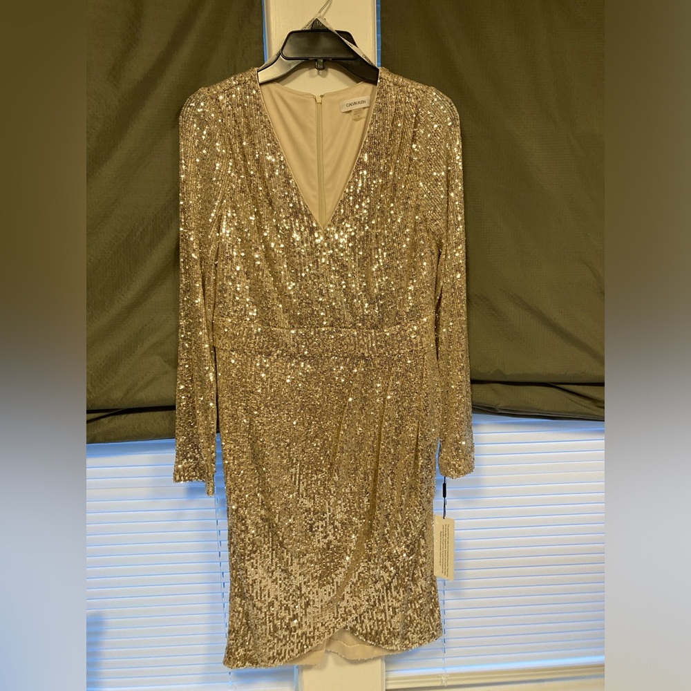NWT - Calvin Klein Knee Length Sequin Cocktail Dress - Women’s Size 10 - Picture 7 of 13